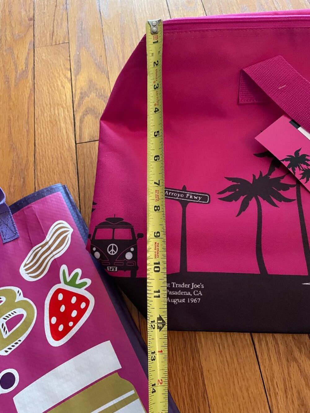 NWT Trader Joe's Magenta Pink Limited Edition LG Tote w/ PBJ & Mac Tote - Picture 10 of 16
